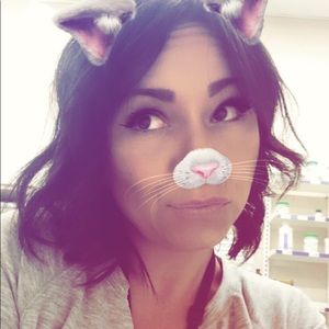 Meet your Posher, Celeste